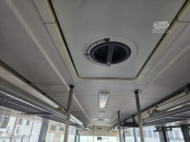 Intercitybus SETRA S315 Überland 53+49+1, großer Gepäckraum