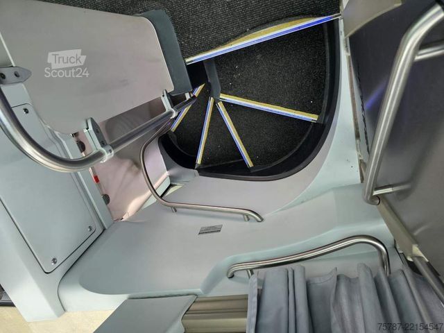 Dvojpodlažný autobus NEOPLAN Skyliner,81+1+1,Hochdruckkühler neu  ZF Intarder