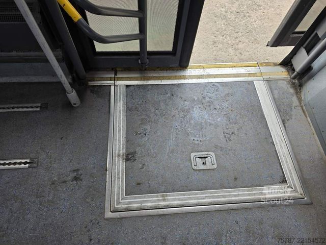 Междугородний автобус MERCEDES-BENZ Citaro O530 LE, Gurten,  Armlehnen, Gardinen