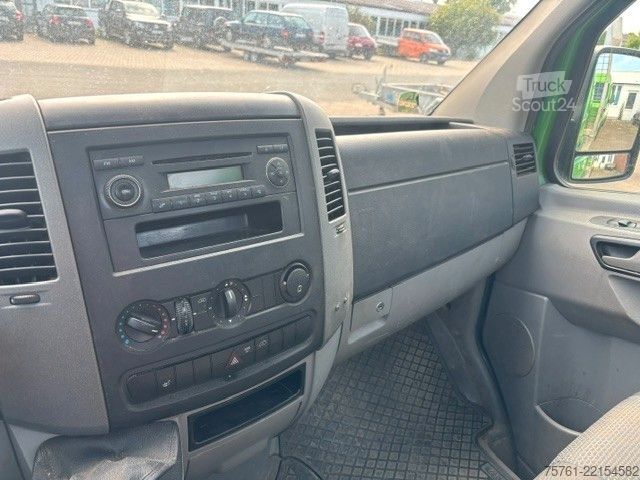 شاحنة صغيرة بيك أب MERCEDES-BENZ Sprinter 313 CDI  Kran