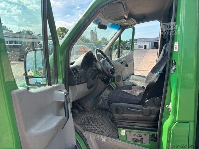 شاحنة صغيرة بيك أب MERCEDES-BENZ Sprinter 313 CDI  Kran
