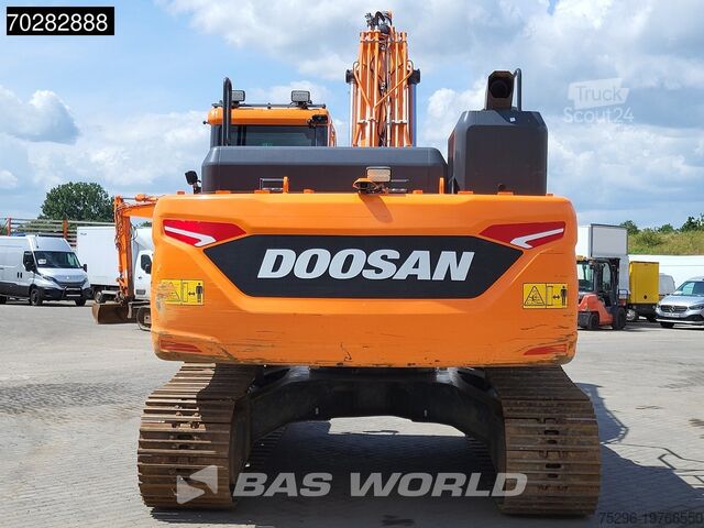Crawler excavator Doosan DX225 LC-7 4 BUCKETS