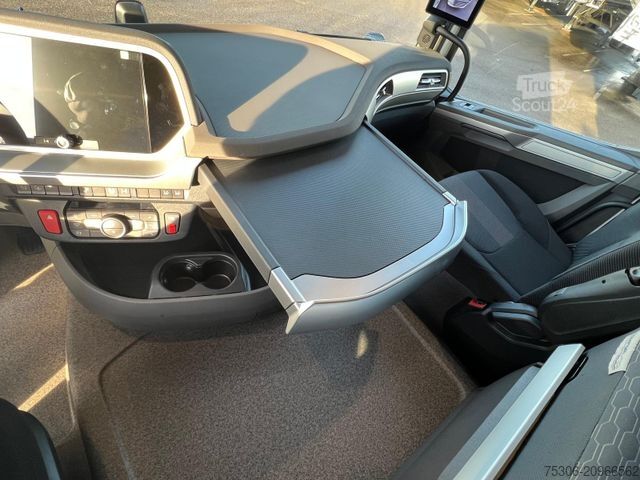 Standardni vlačilec DAF XF 480 FT mit ADR Ausstattung