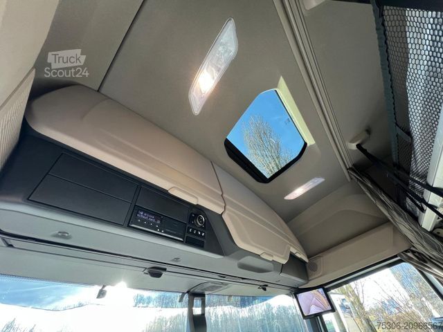 Standardni vlačilec DAF XF 480 FT