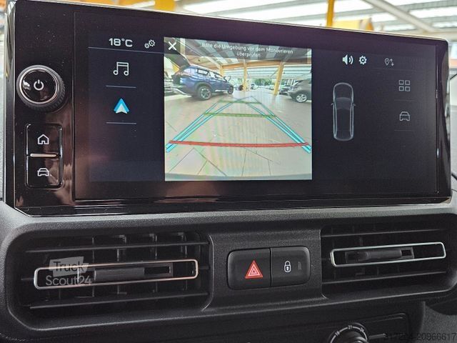 Fourgon tôlé FIAT Doblo Cargo 1,5D Maxi L2 AppleCP Kamera GJReifen