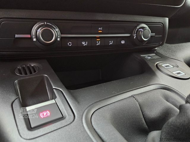 Fourgon tôlé FIAT Doblo Cargo 1,5D Maxi L2 AppleCP Kamera GJReifen