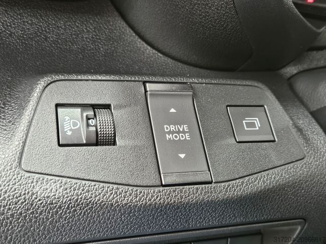 Fourgon tôlé FIAT Doblo Cargo 1,5D Maxi L2 AppleCP Kamera GJReifen
