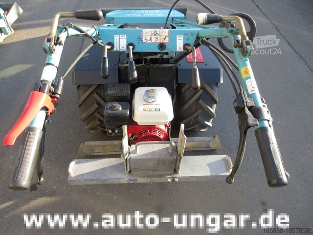 Pulitori di spiaggia Beachtech Sweepy walk-behind Beachcleaner Strandre