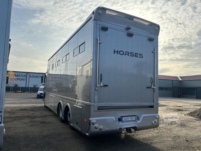 Horse carrier Mercedes-Benz Actros 2641
