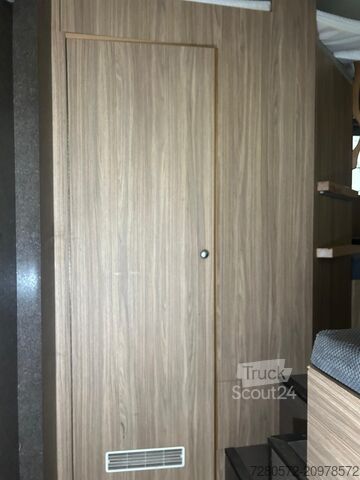 Horse carrier Mercedes-Benz Actros 2641