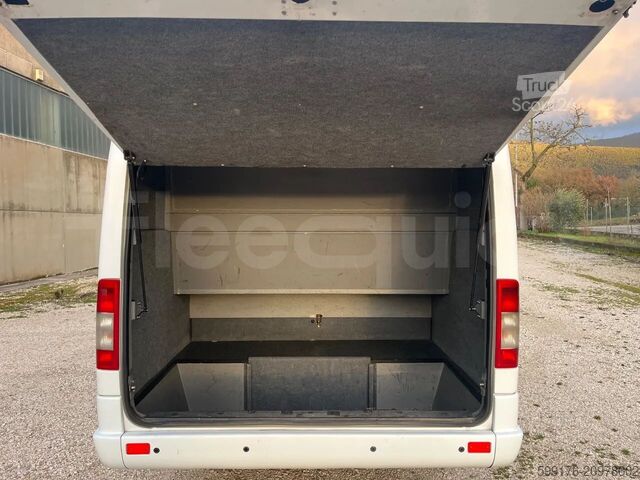 Transporte de pessoas Mercedes-Benz Sprinter