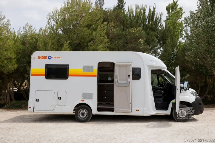 Autocaravana semi-integrada Fiat Ducato Weinsberg Carasuite