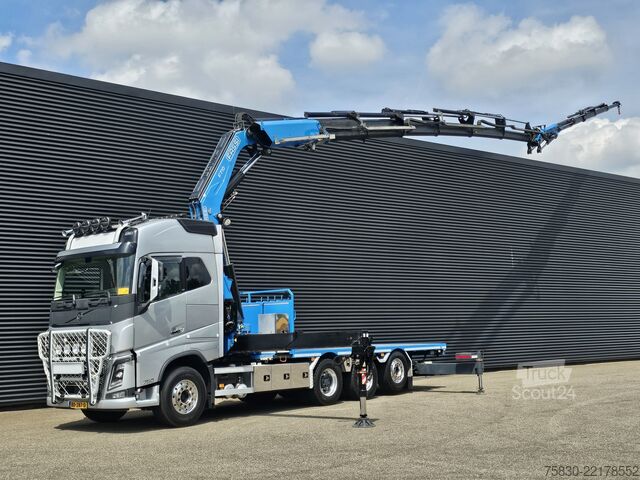 Plataforma de carga Volvo FH 16 750 8x4 / RETARDER / FASSI 71 TM + JIB