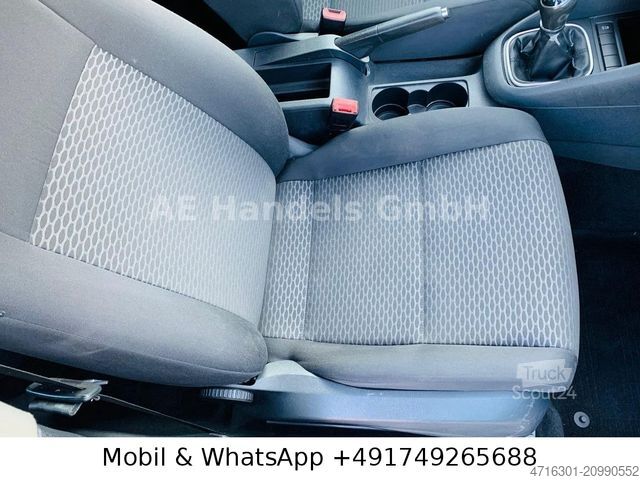 Minibus VOLKSWAGEN Golf VI Variant 1.6 TDI 77KW BlueMotion *AHK/AC