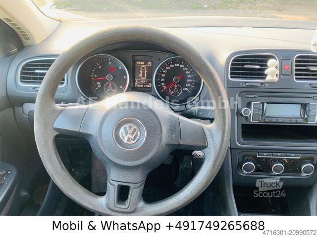 Minibus VOLKSWAGEN Golf VI Variant 1.6 TDI 77KW BlueMotion *AHK/AC