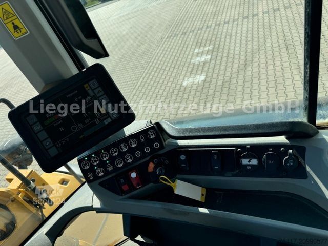 Hjullastare CATERPILLAR 938M *High Lift*