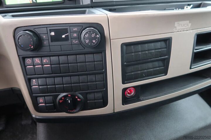 Standard-SZM MAN TGM 15.290 Trekker + Heiwo city trailer geisole...