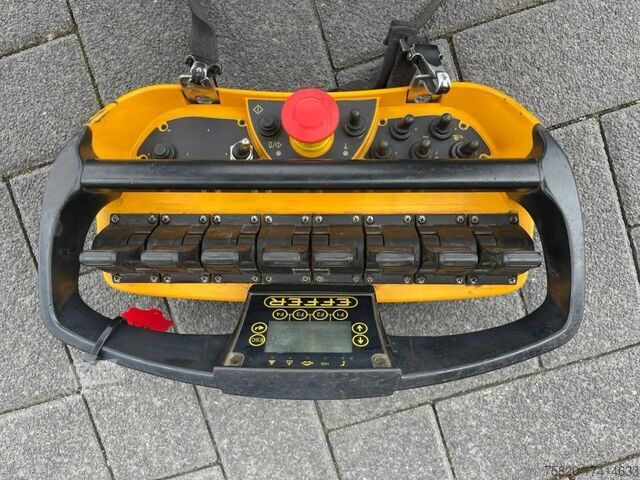 Vrachtwagen met kraan Volvo FMX 540 10X4 + EFFER 1255/7S + JIB 6S HD KRAAN/...