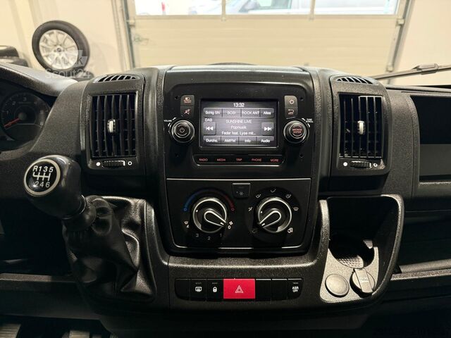 Véhicule utilitaire Citroen Jumper 35,Kasten-Doka(7-Si.),L2H1,Klima,PDC,AHK