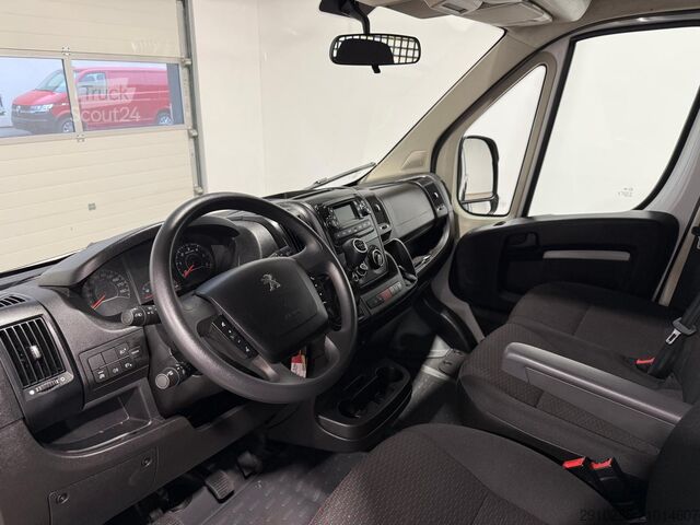 Fourgon pick-up Peugeot Boxer 35 Pritsche-Doka (7-Si.),Maxi,Klima,Radio