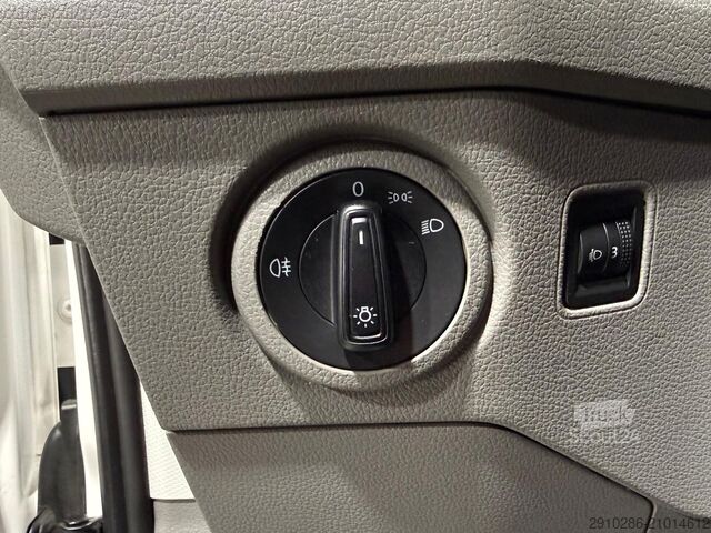 Komercinė transporto priemonė VW Crafter Pritsche-Doka(7-Si.),LR,Klima,DSG,Standh