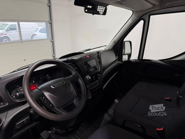 Pick-up pakettiauto Iveco Daily 35S15,Pritsche-Doka(7-Si.),Klima,AHK(3.5t)