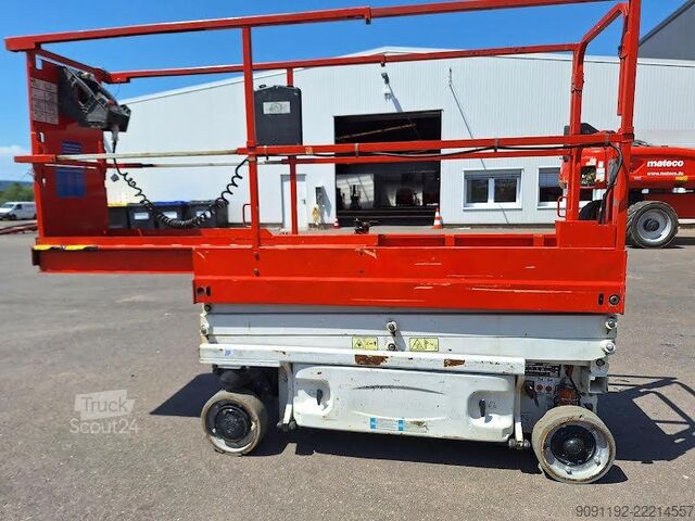 Sakselevator JLG 1930ES
