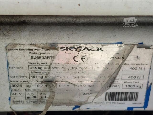 Makaslı kaldırma SkyJack SJ6832 RTE