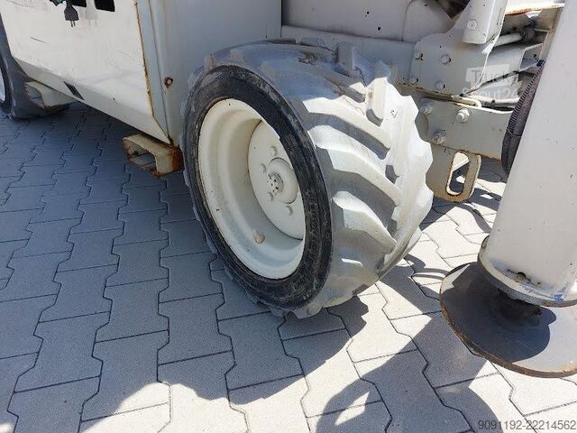 Makaslı kaldırma SkyJack SJ6832 RTE