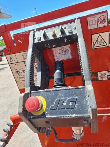Sakselevator JLG 1930ES