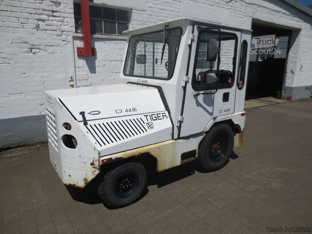 Customized van Tiger TC-50 TC 50, Zugmaschine