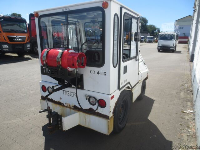 Customized van Tiger TC-50 TC 50, Zugmaschine
