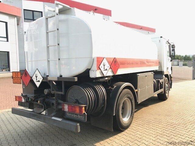 Camion-citerne Mercedes-Benz Actros 1841 L 4x2 Actros 1841 L 4x2, Esterer Tankaufbau ca. 13.500l, 2 Kammern