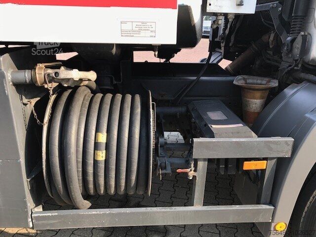 Camion-citerne Mercedes-Benz Actros 1841 L 4x2 Actros 1841 L 4x2, Esterer Tankaufbau ca. 13.500l, 2 Kammern
