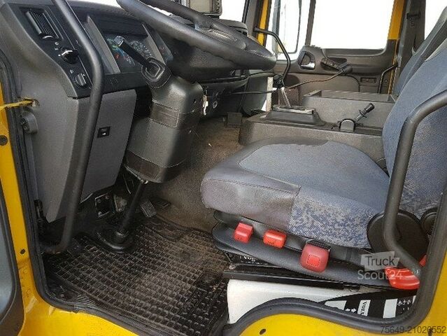 Bestelwagen autodrager Volvo FL 612 L FL 612 L, Abschleppwagen Hubbrille 3 to