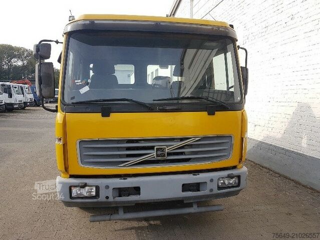 Bestelwagen autodrager Volvo FL 612 L FL 612 L, Abschleppwagen Hubbrille 3 to