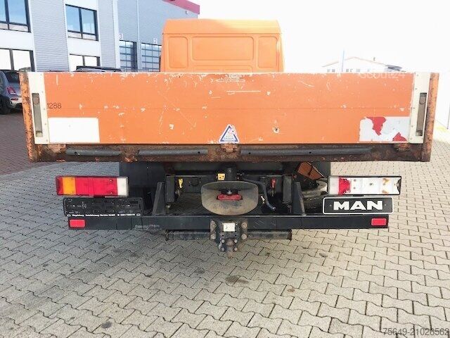 Fourgon pick-up MAN LE 8.185 LC Doka 4x2 BB LE 8.185 LC Doka 4x2 BB, 2x AHK