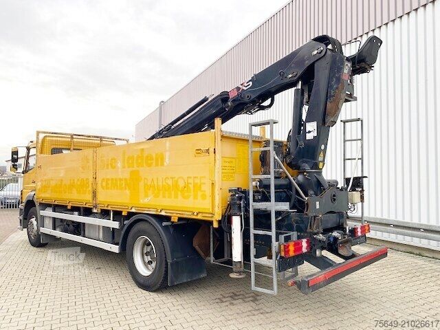 Grue montée sur camion Mercedes-Benz Axor 1833 L 4x2 Axor 1833 L 4x2 mit Heckkran Hiab XS 133 K-2