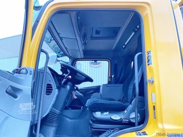 Grue montée sur camion Mercedes-Benz Axor 1833 L 4x2 Axor 1833 L 4x2 mit Heckkran Hiab XS 133 K-2