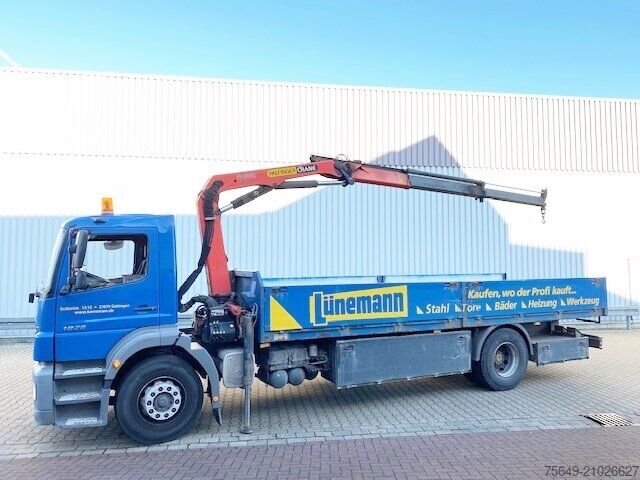 Żuraw samochodowy Mercedes-Benz Axor 1828 L 4x2 Axor 1828 L 4x2 mit Kran Palfinger PK 9501, Funk