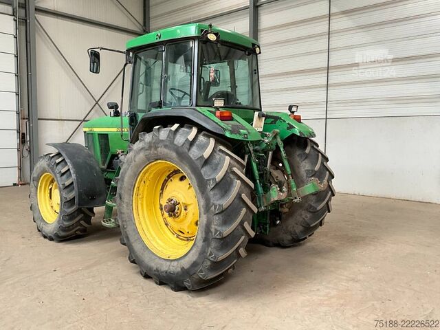 Tracteur John Deere 7810