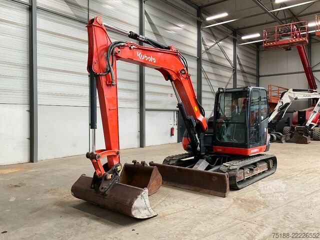 Midi ekskavatör Kubota KX 080-4