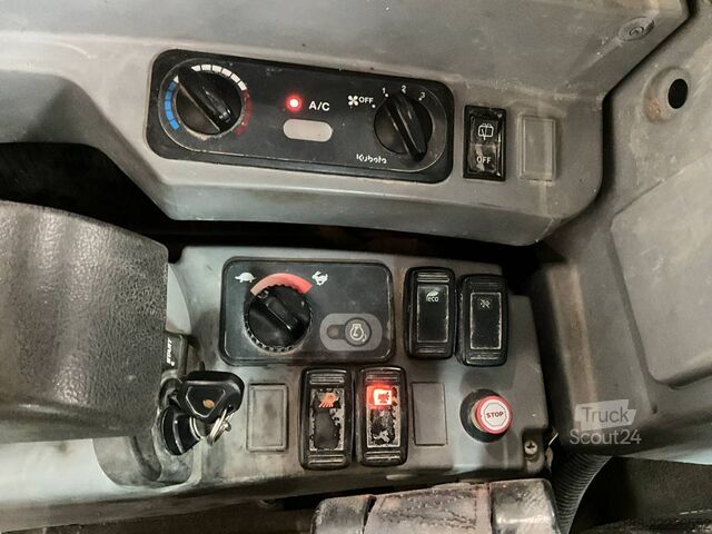 Midi ekskavatör Kubota KX 080-4