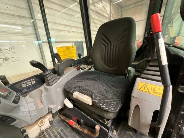 Mini bager Kubota U 27-4