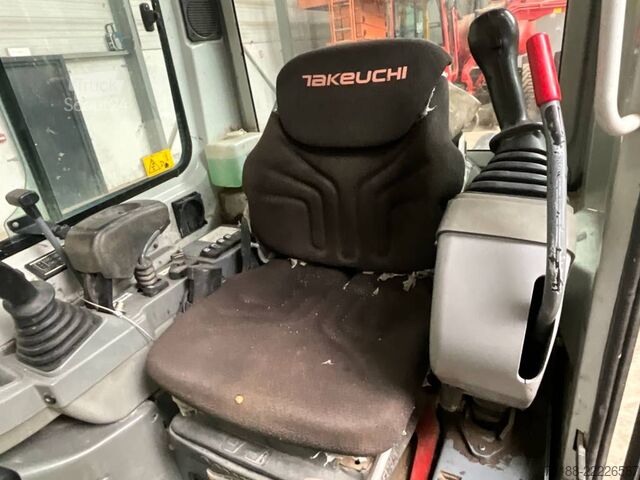 Mini-excavator Takeuchi TB 225