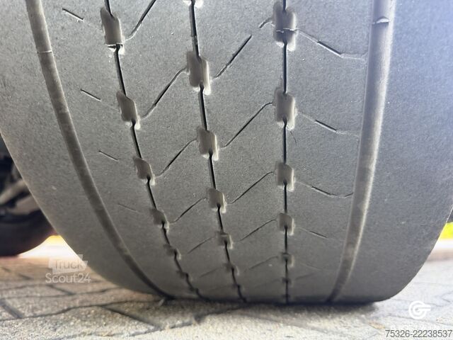 Τυπική μονάδα τράκτορα MERCEDES-BENZ ACTROS 1851 Gigaspace PTO Retarder Standklima