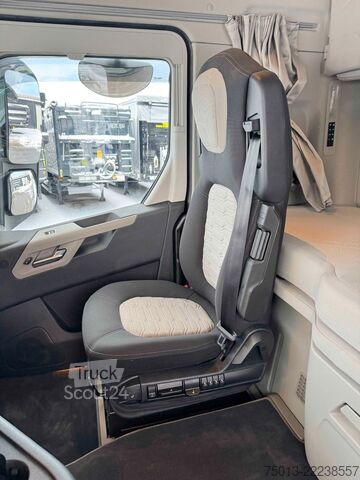 Tracteur routier standard FORD F-MAX 500 in Voll- Ausstattung, MIETEN?