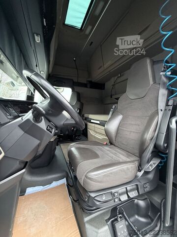 Tracteur routier standard MAN Individual Lion TGX 18.640 LL Voll-Ausstattung