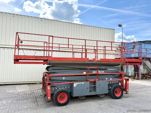 Arbejdsplatform Skyjack SJ9250RT 4x4 / 17.2 Meter / 2015 BJ