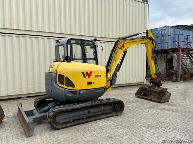 Mini-pelle WACKER EZ53 / 2017 BJ / 1.254 H / MS08